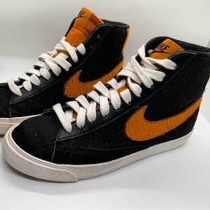 Nike Blazer Mid Vintage Black and Orange